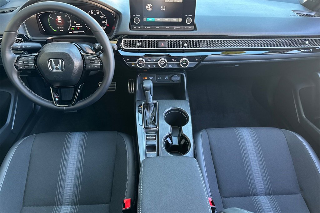 Certified 2025 Honda Civic Sport image 12