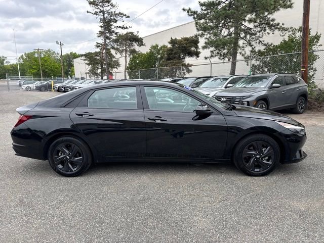 Certified 2023 Hyundai Elantra SEL w/ Cargo Package FWD image 16