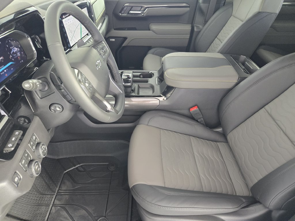 New 2026 Chevrolet Silverado 1500 ZR2 w/ LPO, Dark Essentials Package AWD/4WD image 14