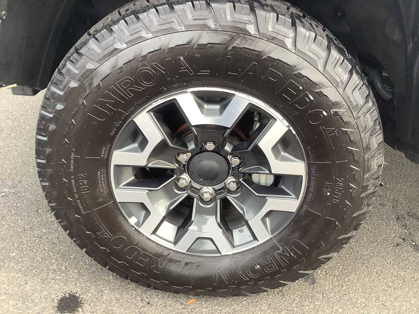 Used 2023 Toyota Tacoma TRD Off-Road image 8