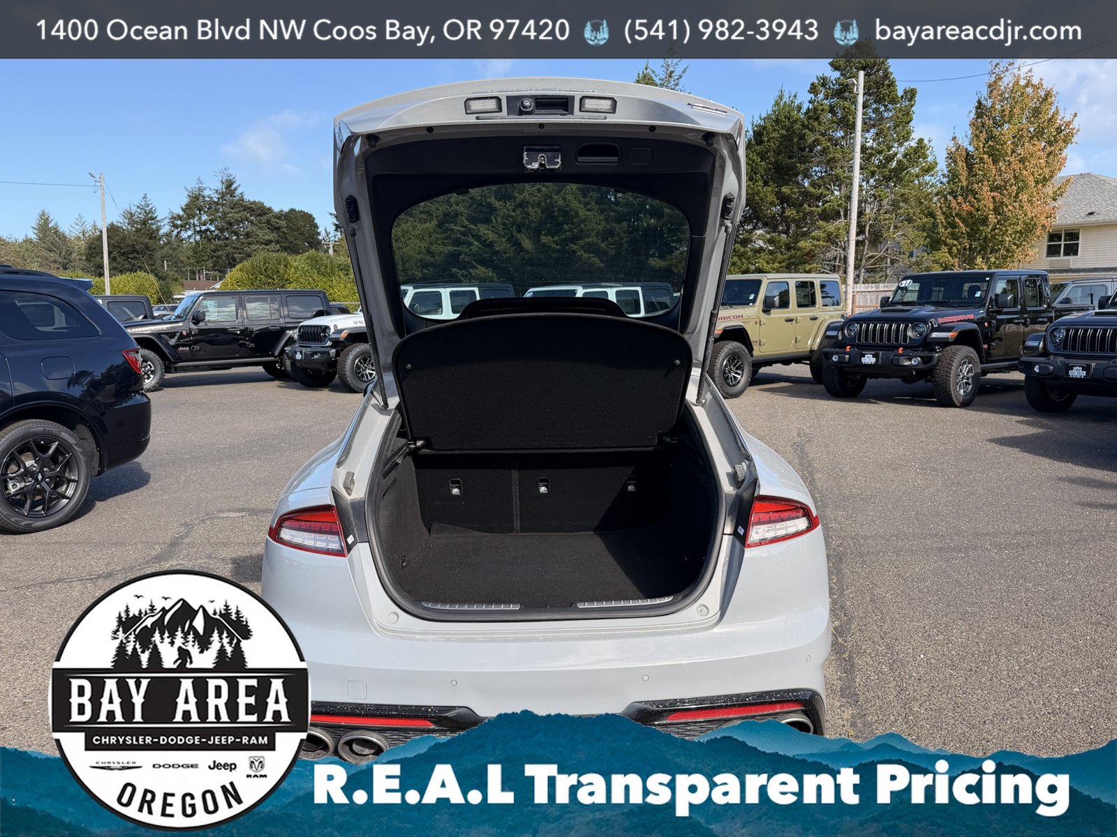 Used 2022 Kia Stinger GT1 AWD/4WD image 7