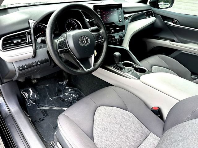 Used 2023 Toyota Camry LE FWD image 13