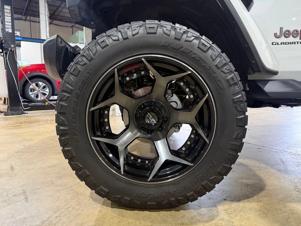 Used 2021 Jeep Gladiator Rubicon AWD/4WD image 30