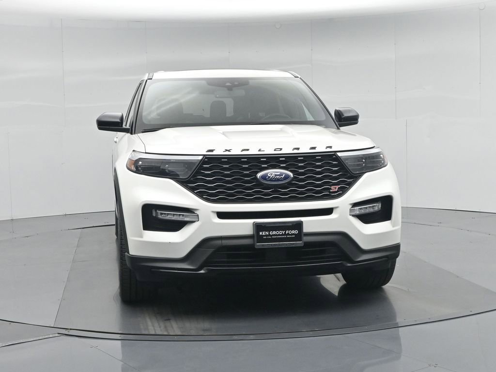 Certified 2022 Ford Explorer ST w/ ST Street Pack image 57