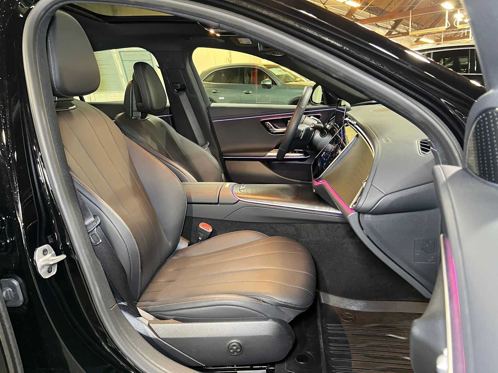 Used 2026 Mercedes-Benz E 350 4MATIC Sedan image 12