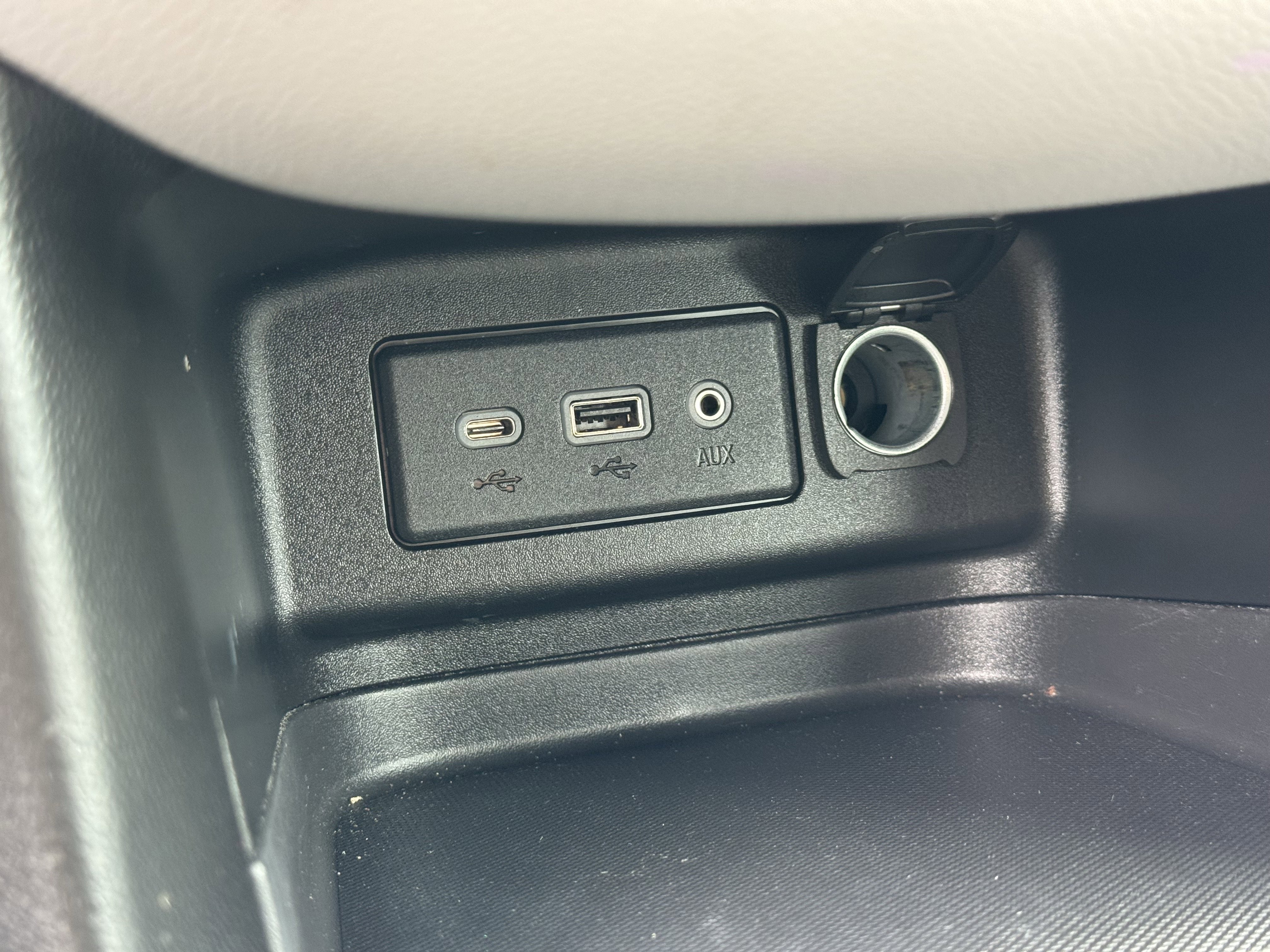 Used 2022 Chevrolet Equinox LS AWD/4WD image 31