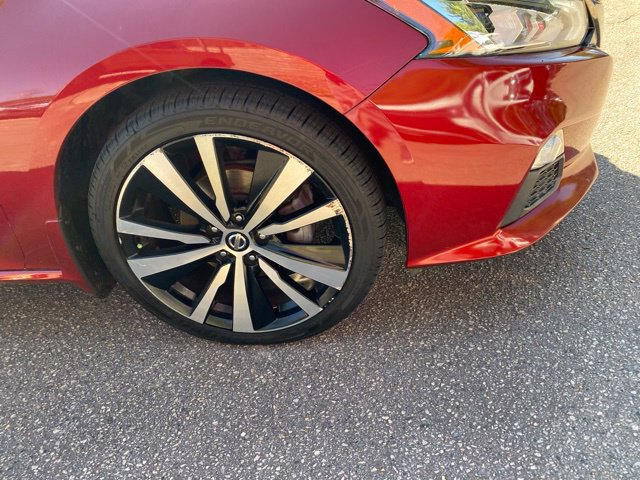 Used 2020 Nissan Altima 2.5 SR w/ Premium Package FWD image 25