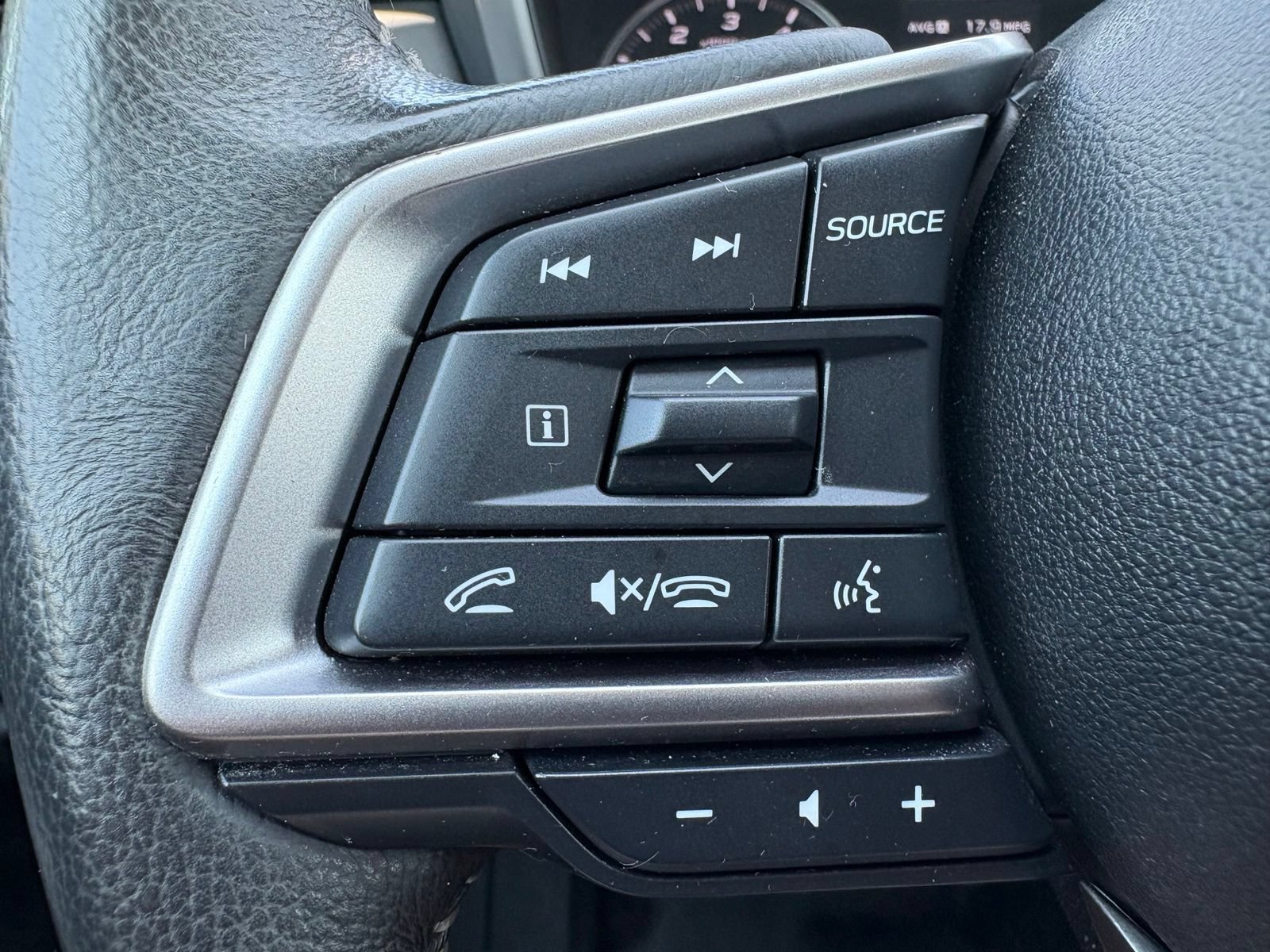 Certified 2023 Subaru Legacy Limited AWD/4WD image 15