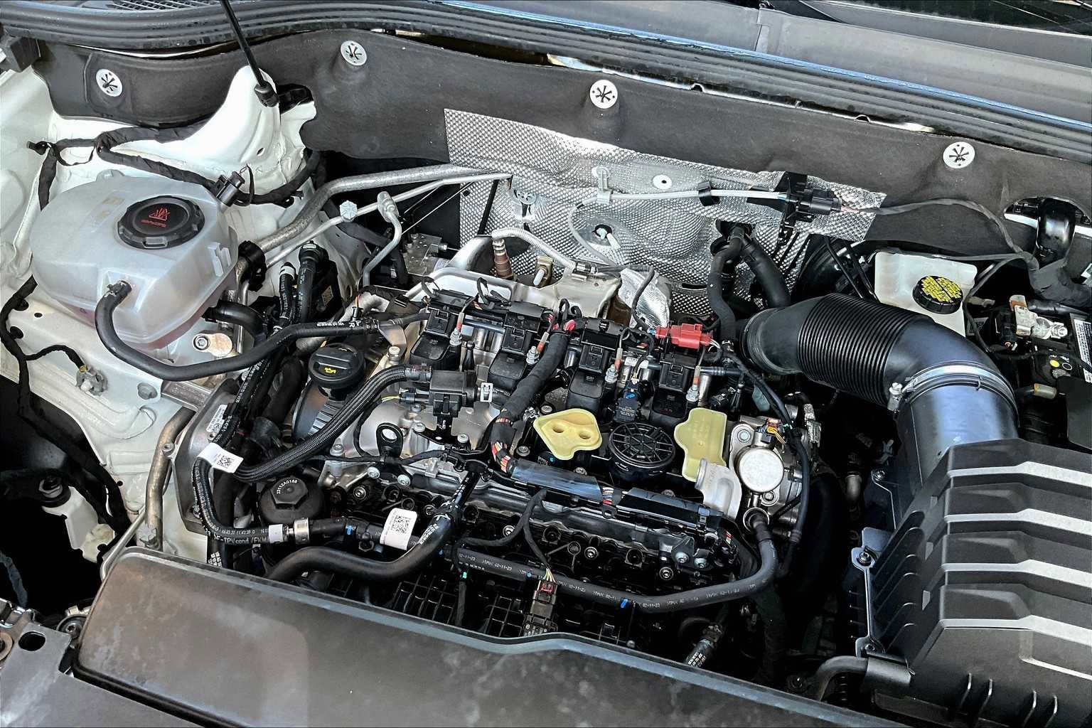 Certified 2024 Volkswagen Atlas SE image 60