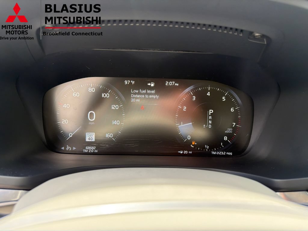 Used 2019 Volvo S60 T5 Momentum w/ Multimedia Package FWD image 21