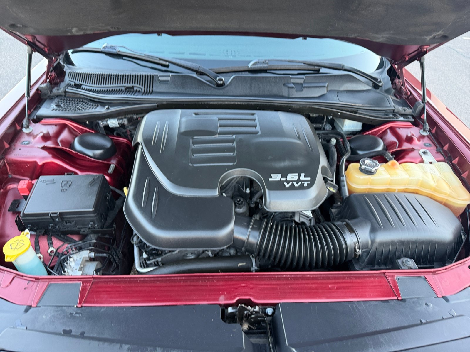 Used 2017 Dodge Challenger SXT RWD image 32