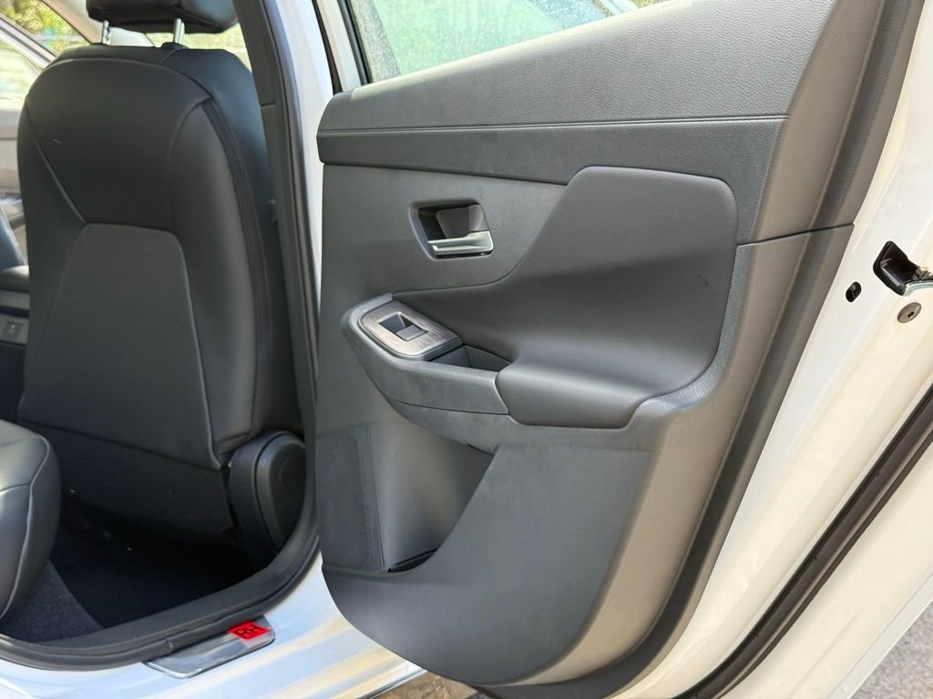 New 2026 Nissan Sentra SR w/ SR Premium Package FWD image 25