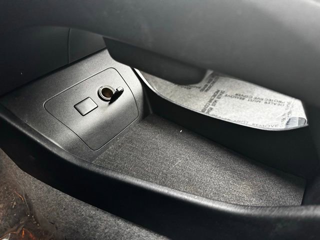 Used 2014 Toyota Prius Three image 13