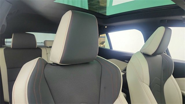 Used 2025 BMW X2 M35i image 23