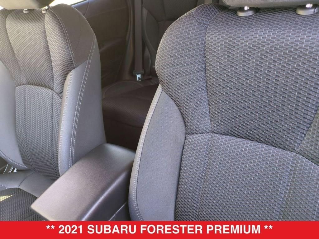 Used 2021 Subaru Forester Premium image 17