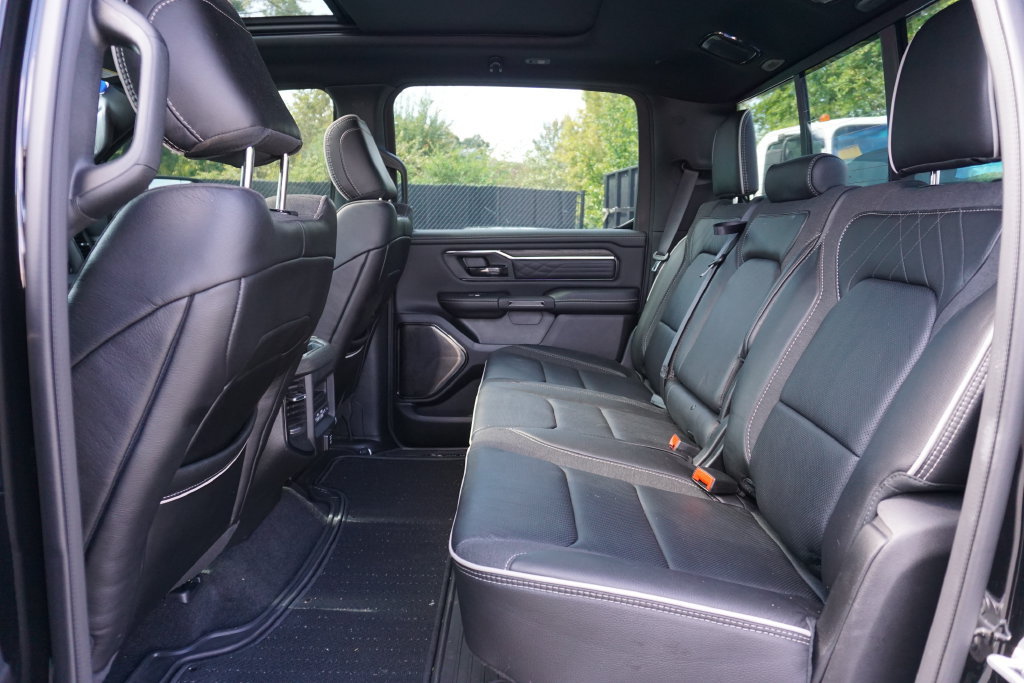 Used 2025 RAM 1500 Limited w/ Body Color Bumper Group AWD/4WD image 23