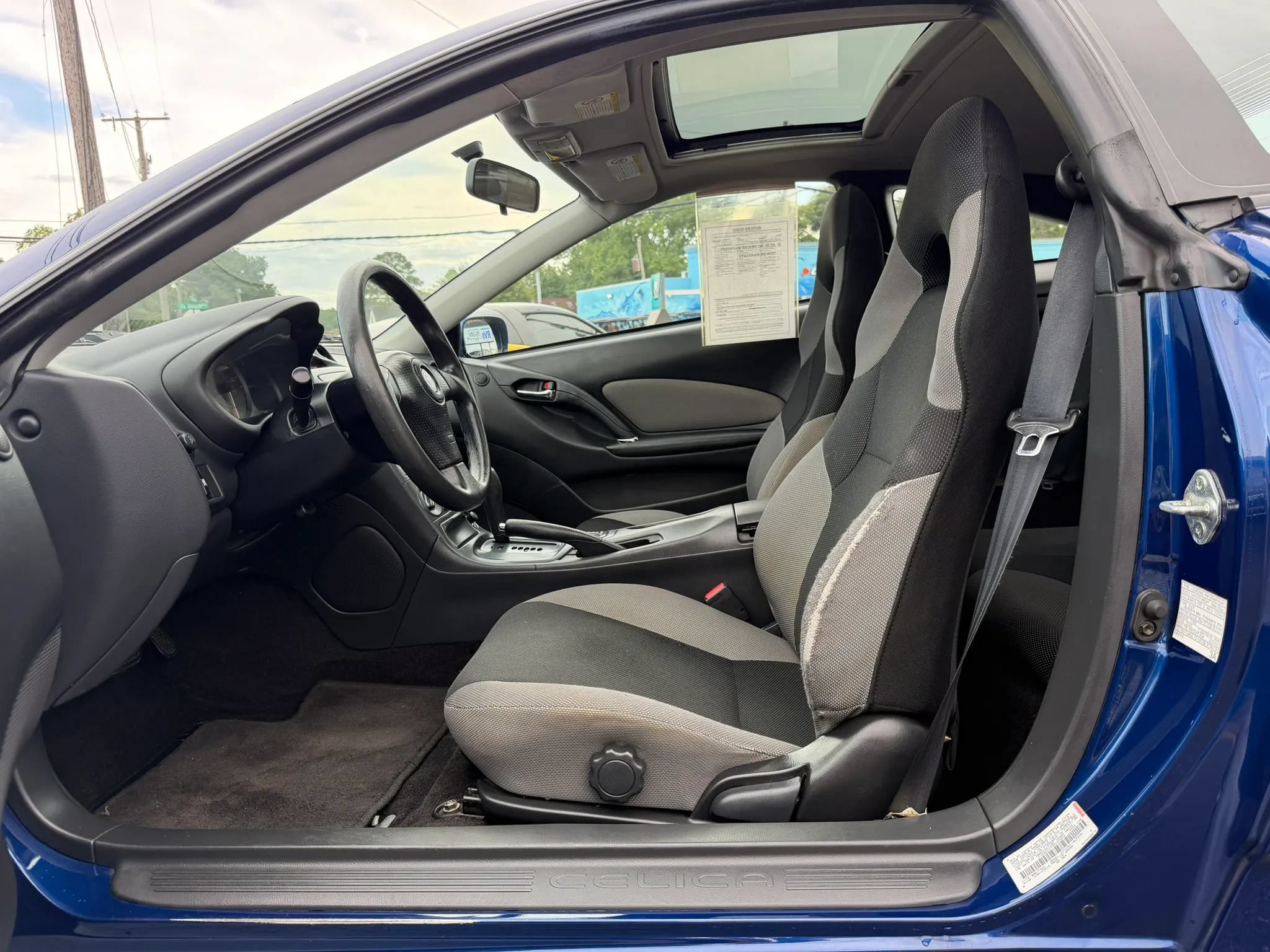 Used 2003 Toyota Celica GT FWD image 12