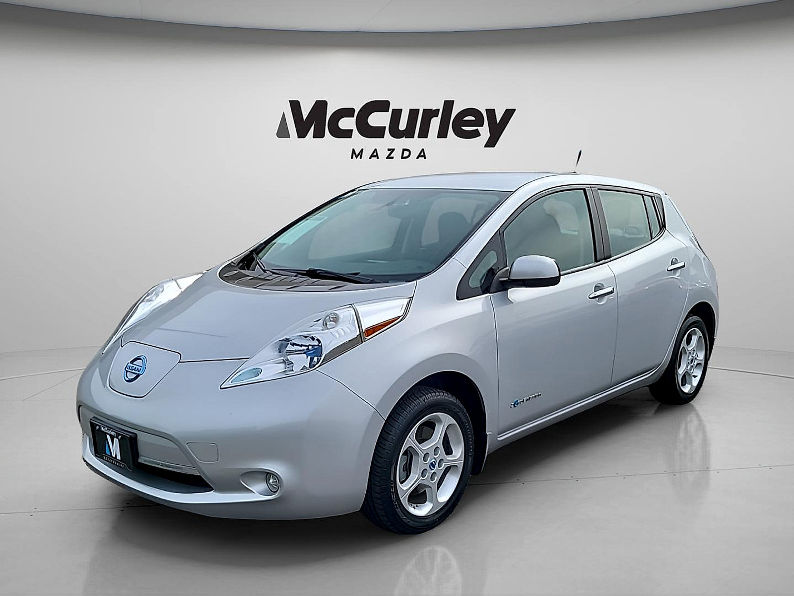 Used 2014 Nissan Leaf SV FWD image 3
