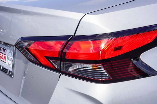 New 2025 Nissan Versa SV w/ Trunk Package image 8