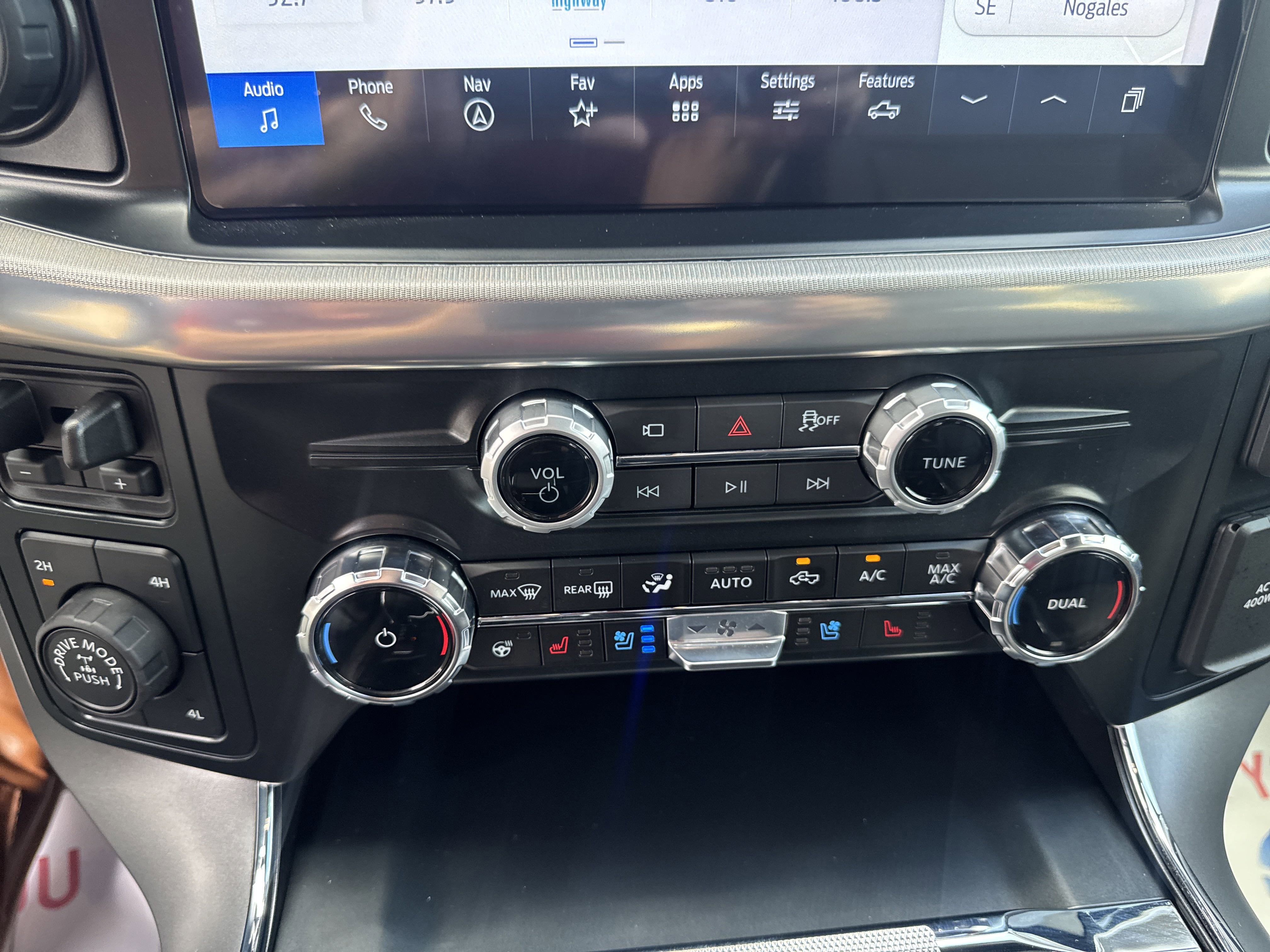 New 2025 Ford F150 Lariat w/ Equipment Group 502A High image 24