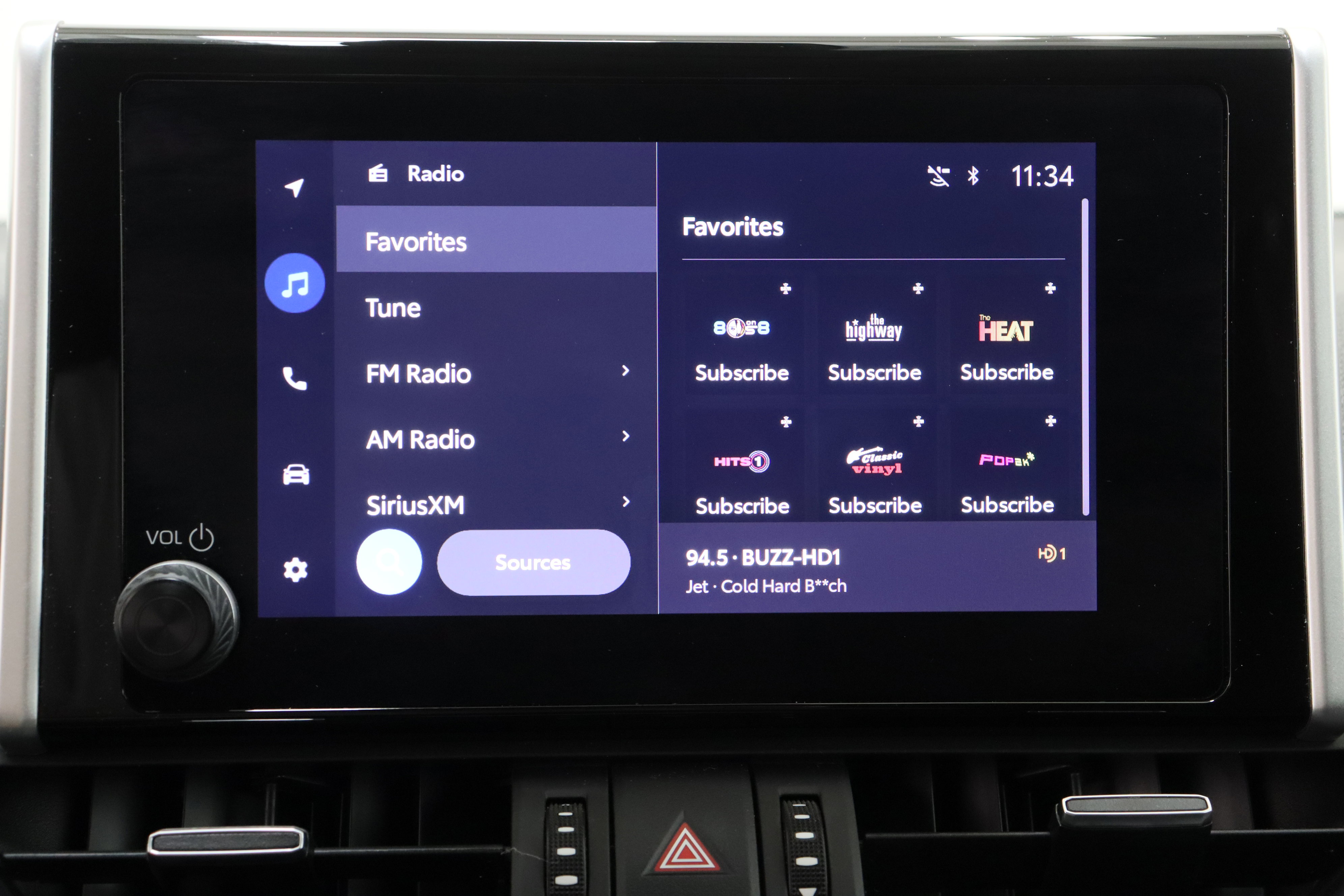 Used 2025 Toyota RAV4 XLE Premium FWD image 19