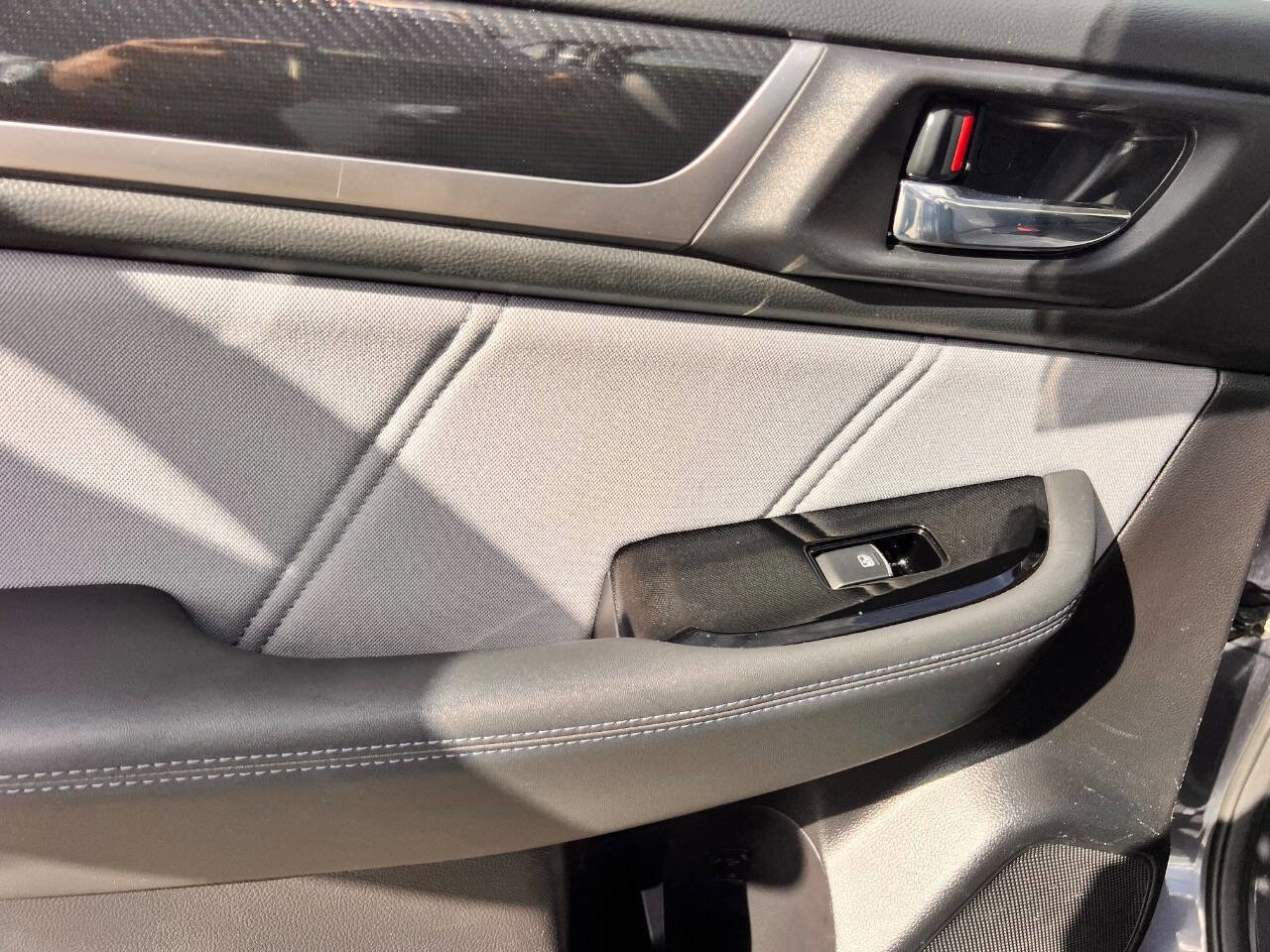 Used 2017 Subaru Legacy 2.5i Sport image 30