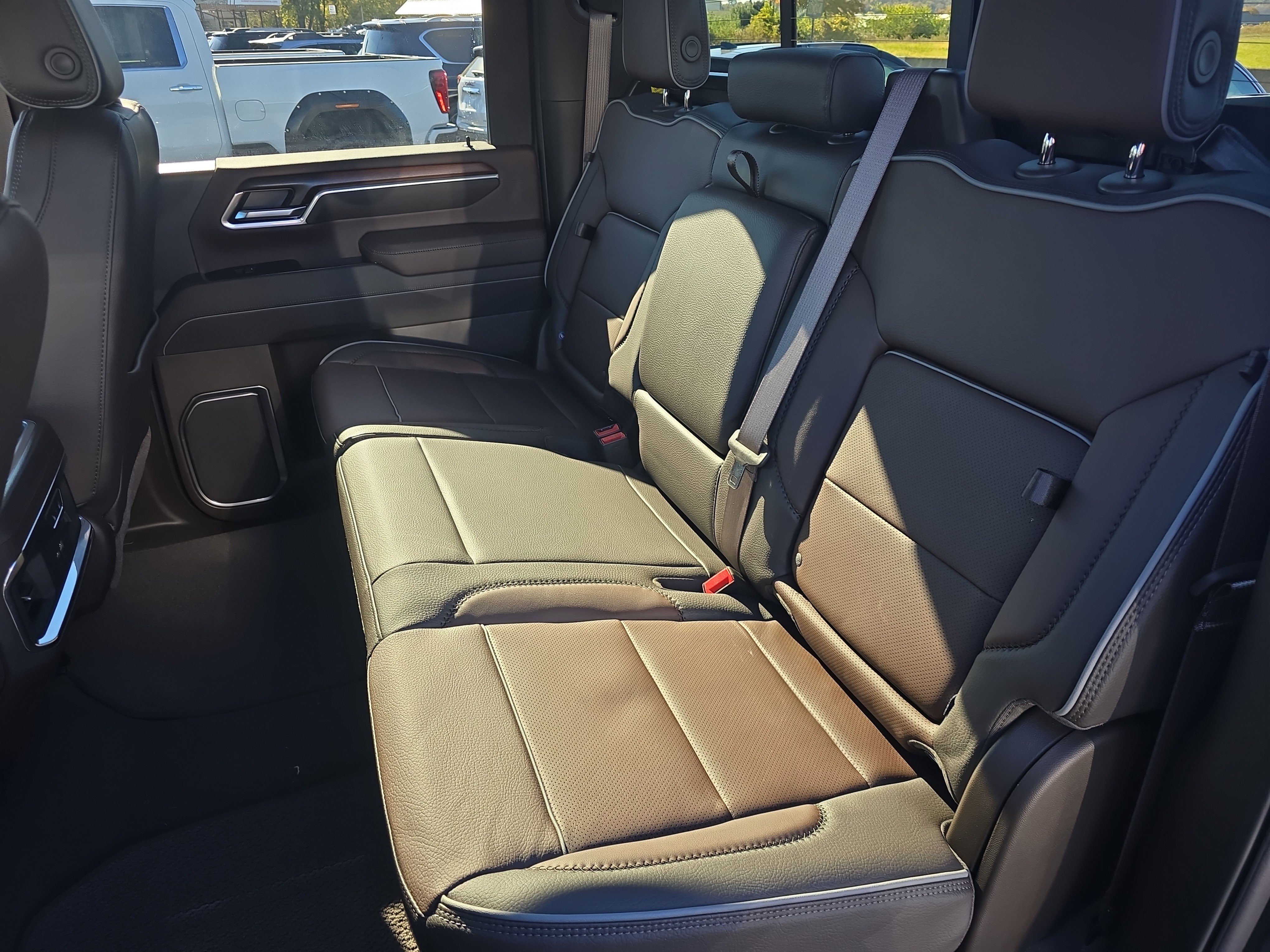 New 2026 GMC Sierra 2500 Denali image 12