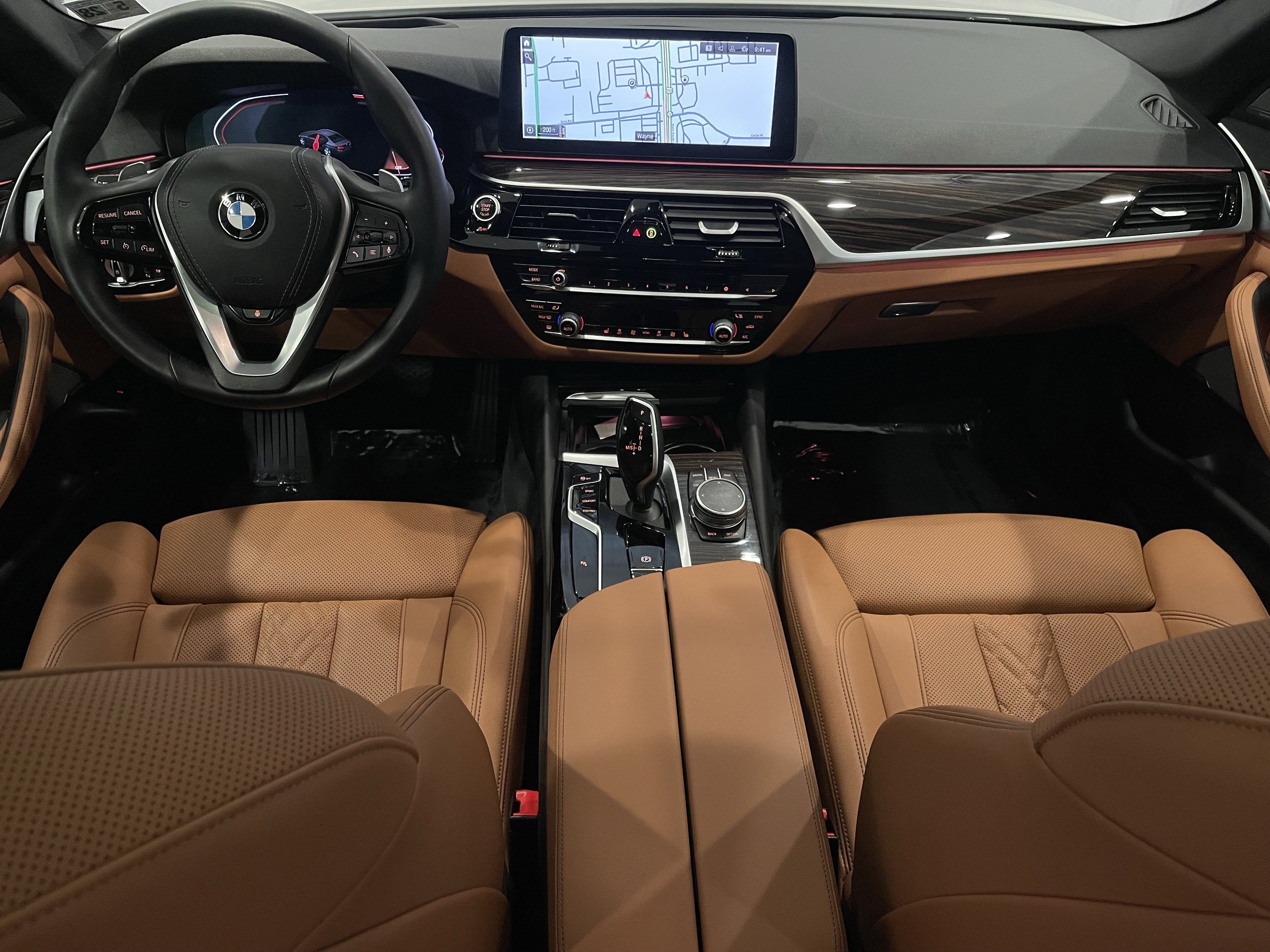 Certified 2022 BMW 530i xDrive w/ Premium Package AWD/4WD image 16