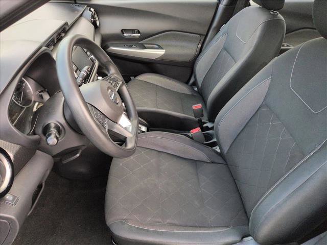 Used 2019 Nissan Kicks SV image 15