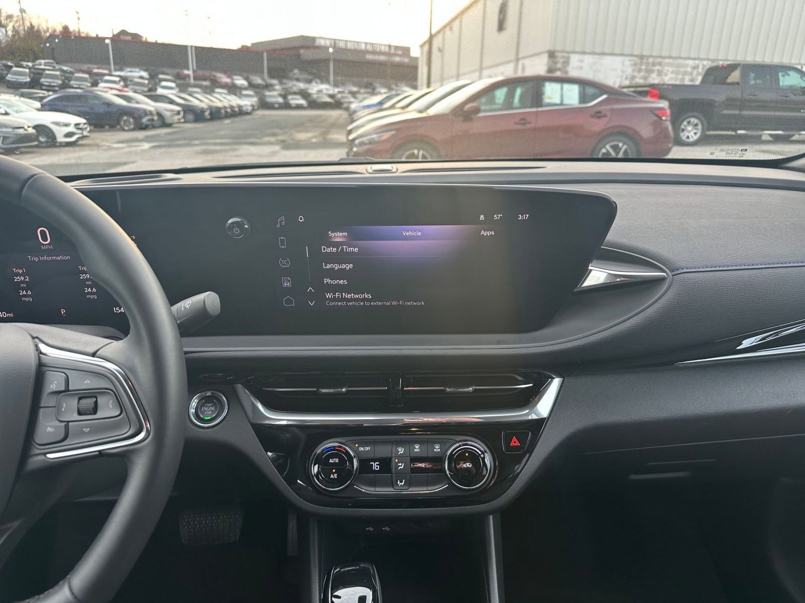 Used 2025 Buick Envista Sport Touring image 18