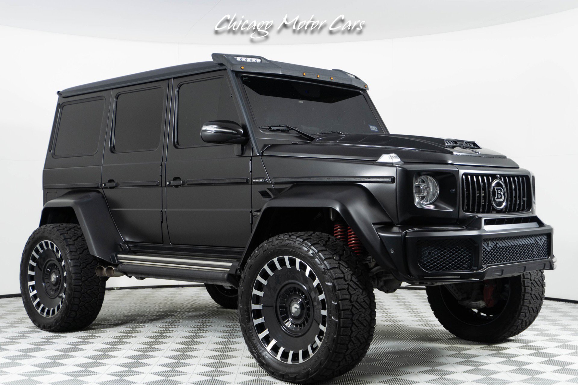 Used 2017 Mercedes-Benz G 550 Squared image 9