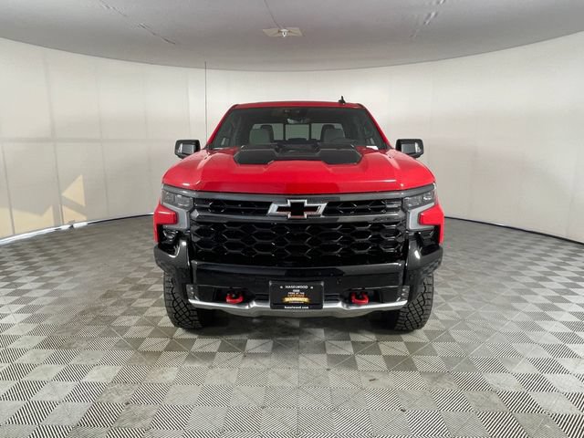 New 2026 Chevrolet Silverado 1500 ZR2 w/ LPO, Dark Essentials Package AWD/4WD image 15