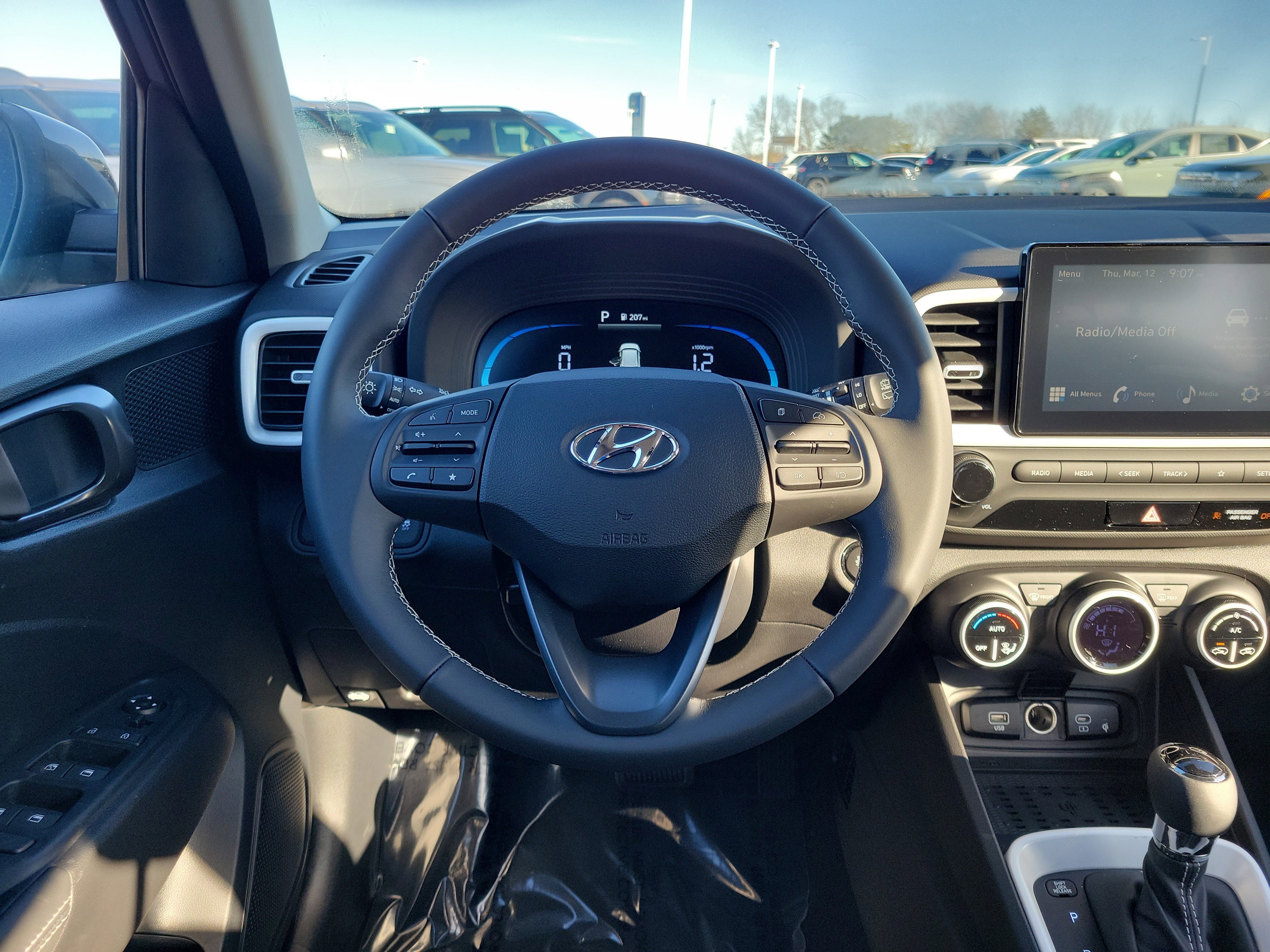 New 2026 Hyundai Venue SEL image 8