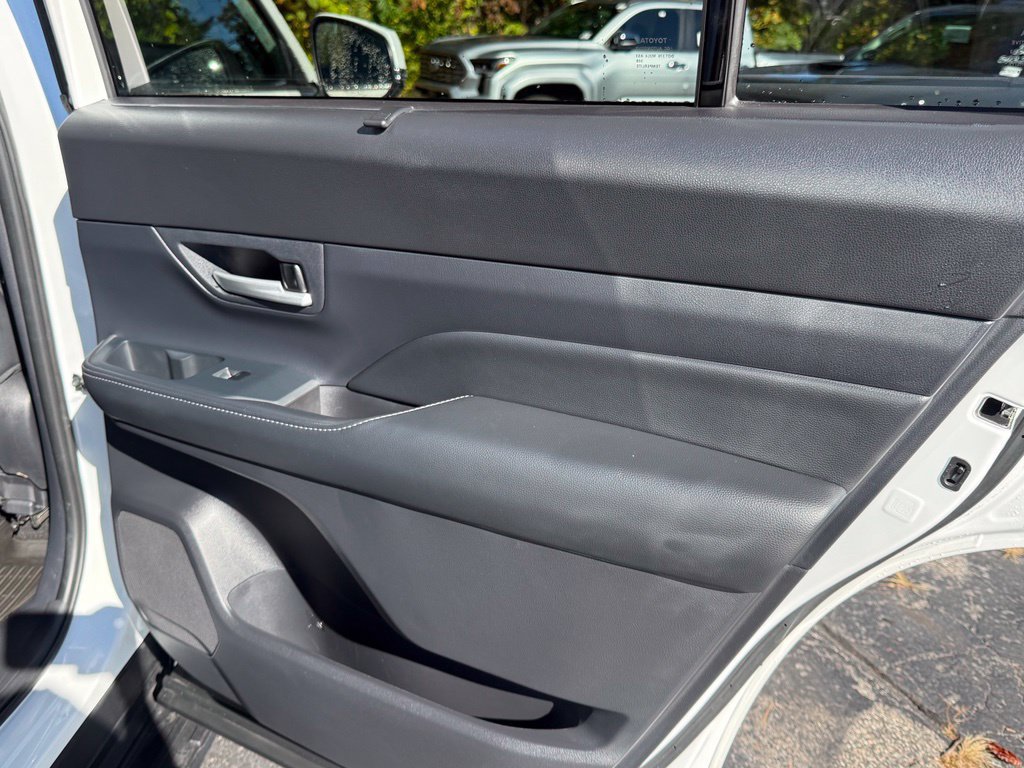 Certified 2026 Toyota Grand Highlander AWD image 19