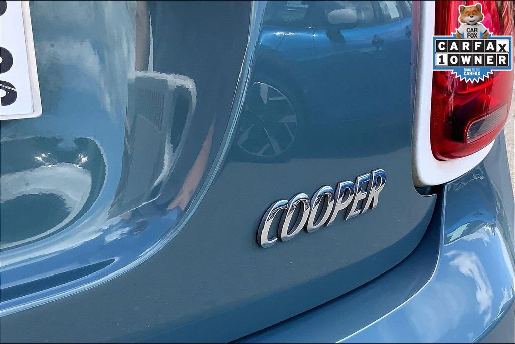 Certified 2023 MINI Cooper 2-Door Hardtop w/ Multitone Edition image 8