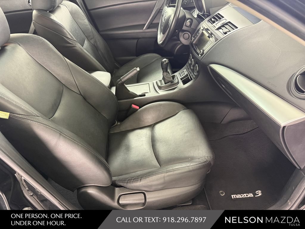 Used 2013 MAZDA MAZDA3 i Grand Touring w/ Tech Pkg FWD image 44