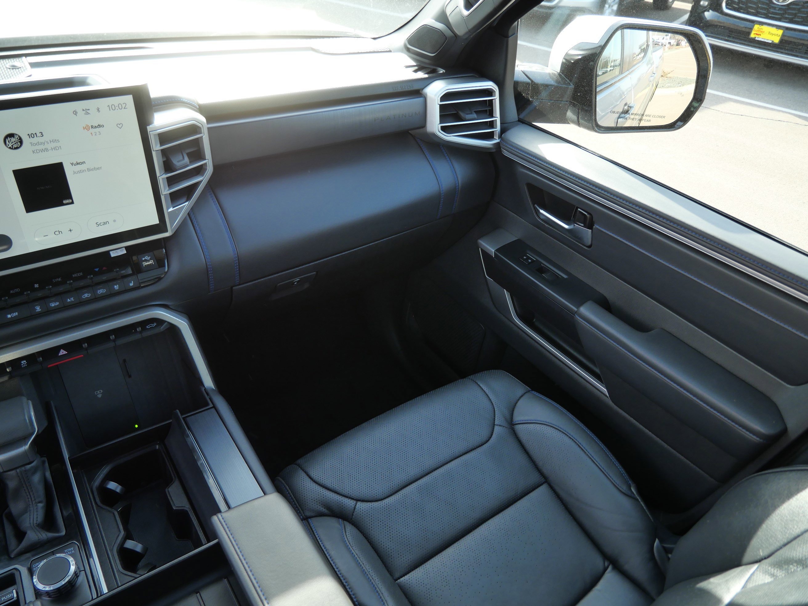 Used 2025 Toyota Tundra Platinum image 11