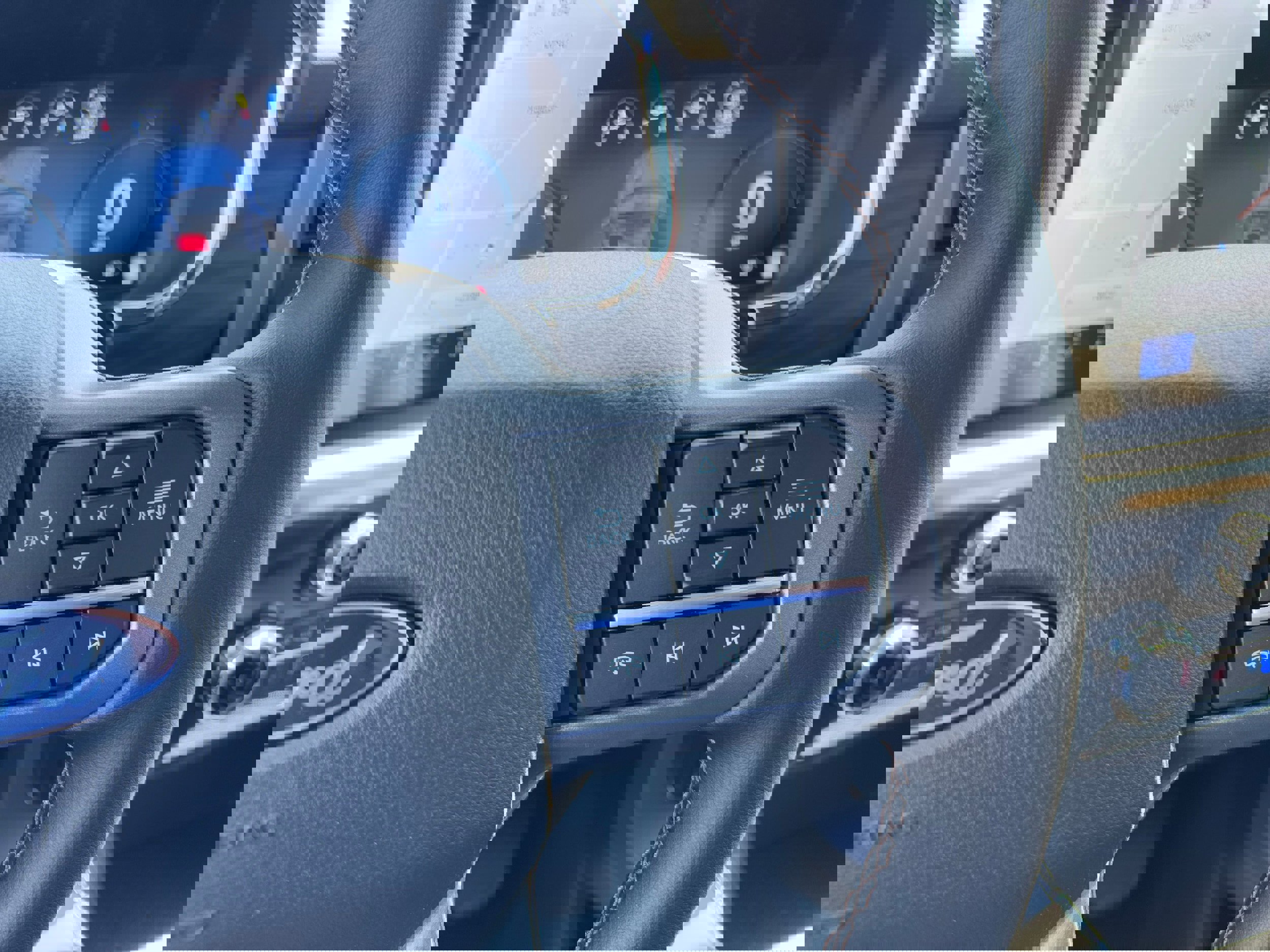 New 2025 Ford F150 Lariat w/ Equipment Group 501A Mid image 27