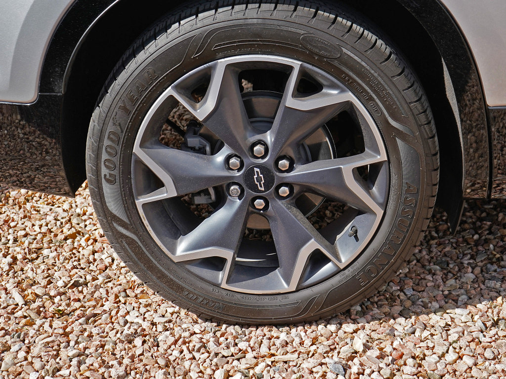 Used 2021 Chevrolet Blazer RS w/ Enhanced Convenience Package image 3