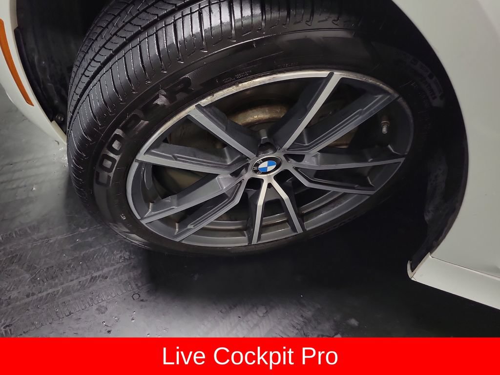 Used 2019 BMW 330i Sedan w/ Premium Package RWD image 14