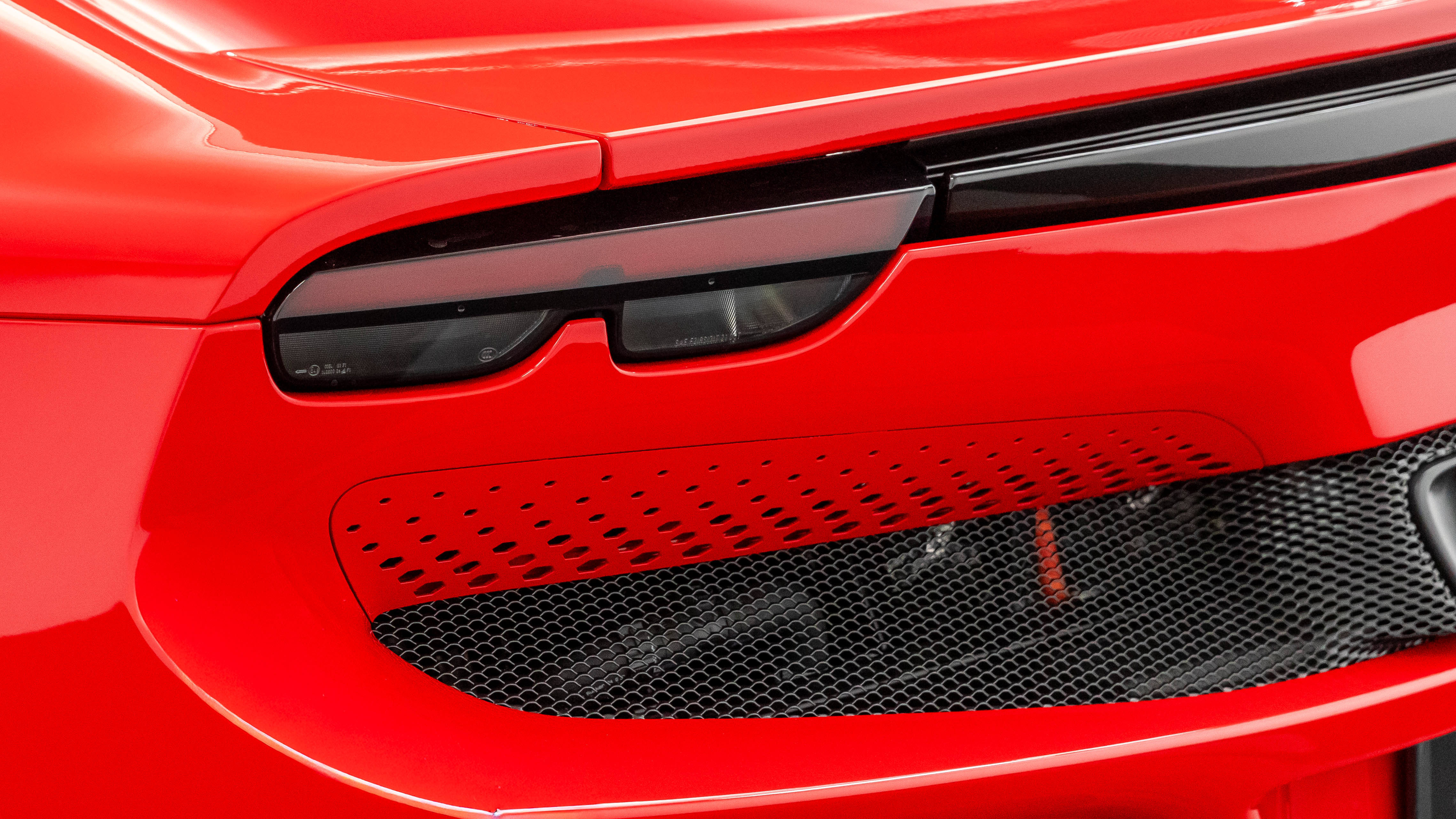 Certified 2025 Ferrari 296 GTS RWD image 35