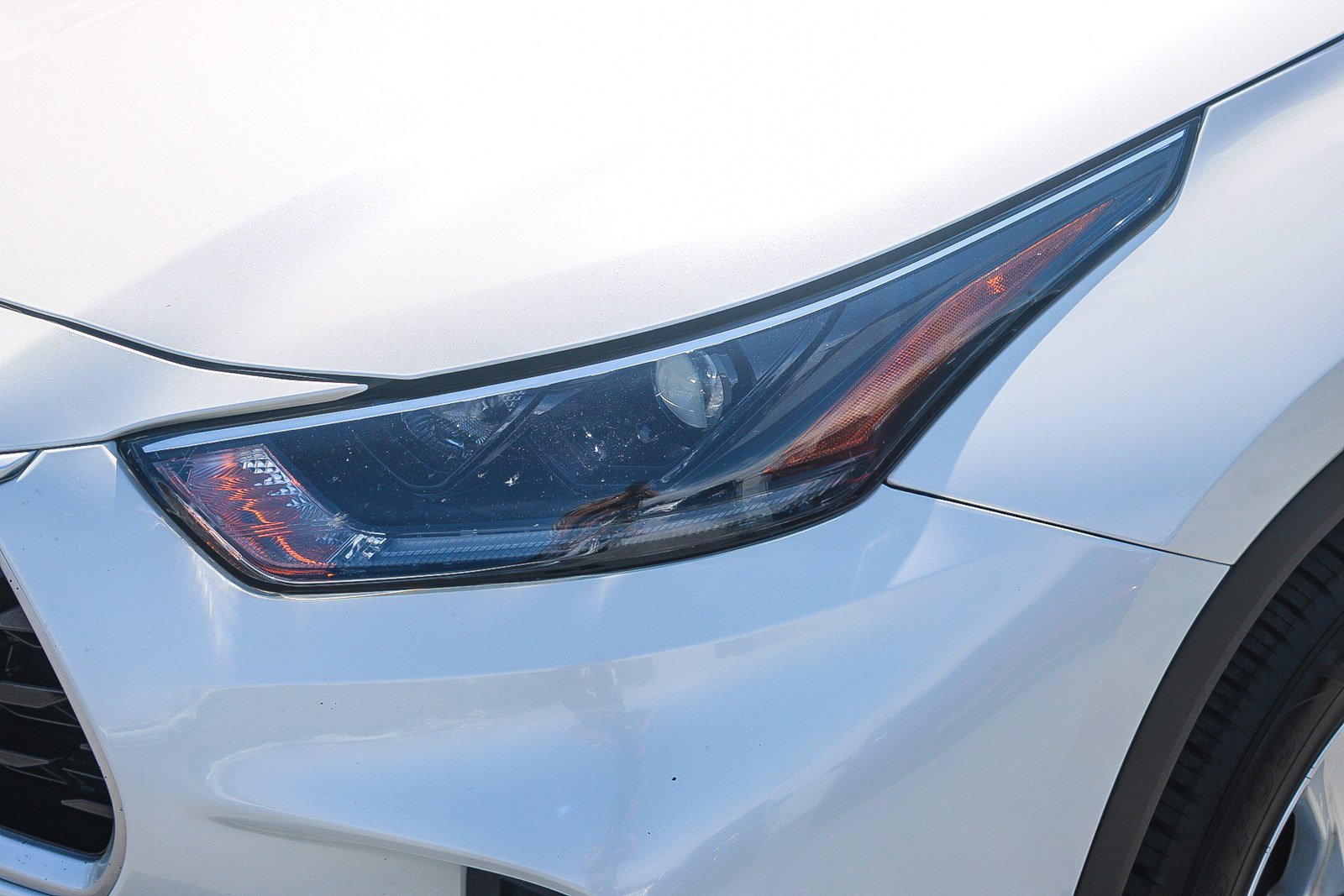 Used 2021 Toyota Highlander L FWD image 5