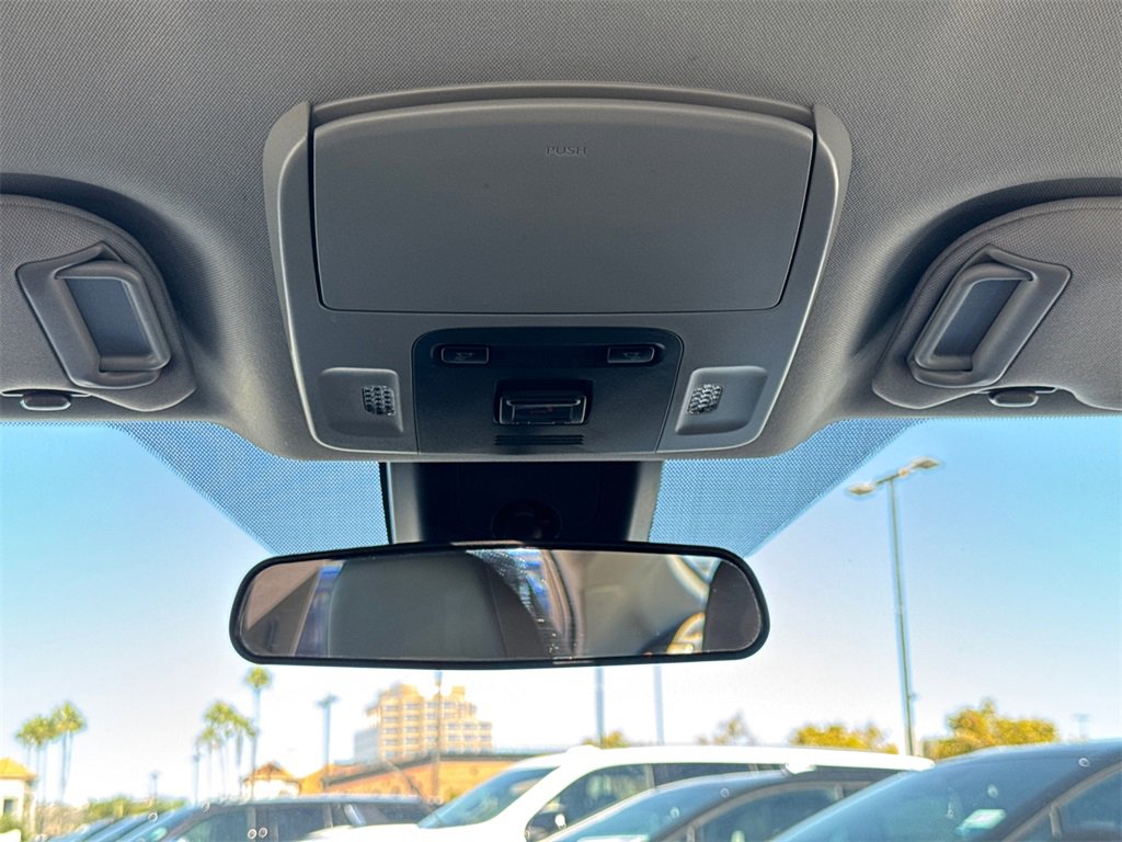 Used 2023 Toyota Camry SE image 24