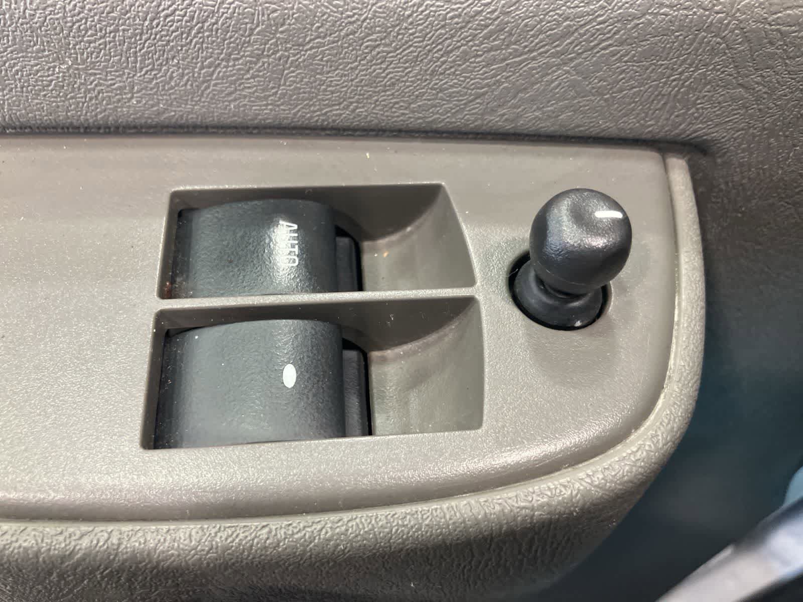 Used 2024 GMC Savana 2500 w/ Driver Convenience Package RWD image 12