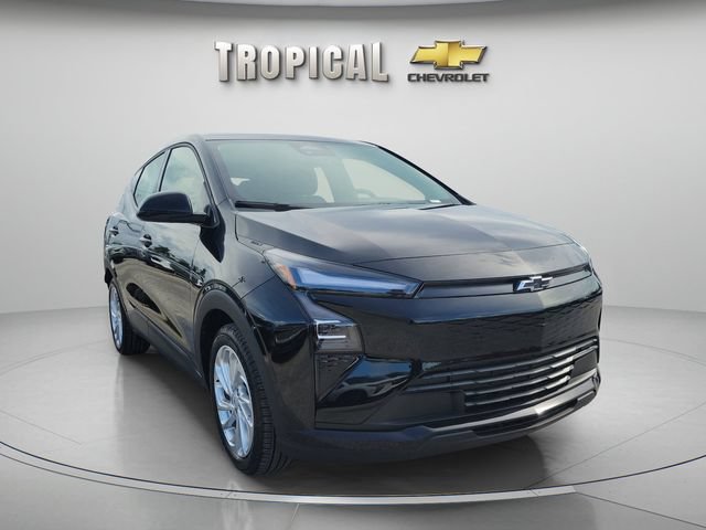 New 2027 Chevrolet Bolt LT w/ Comfort Package FWD image 4