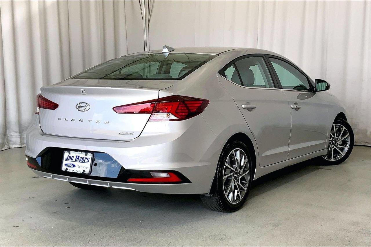 Used 2020 Hyundai Elantra Limited FWD image 13