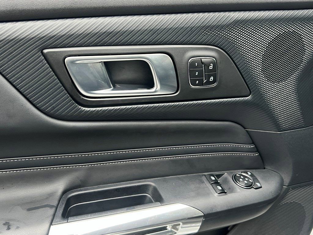 Used 2024 Ford Mustang Premium image 19