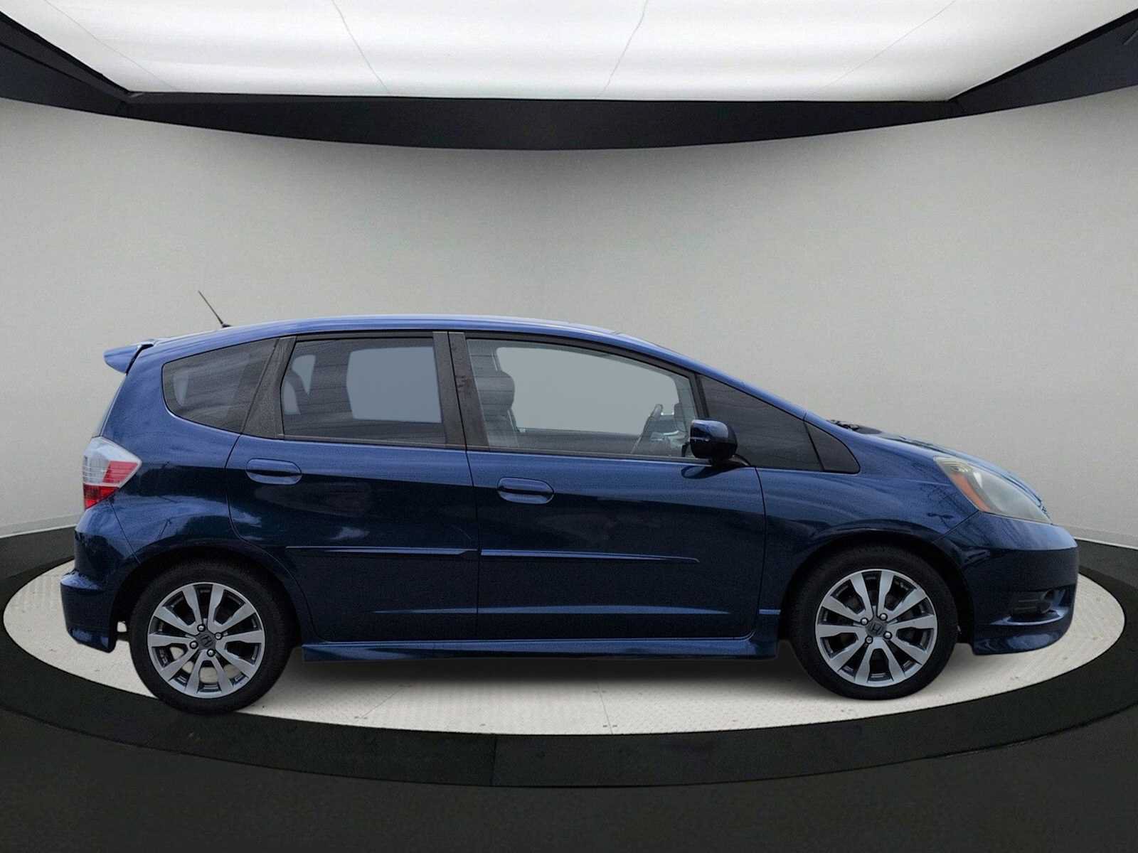 Used 2012 Honda Fit Sport image 9