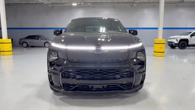 New 2025 Chevrolet Silverado EV RST AWD/4WD image 21
