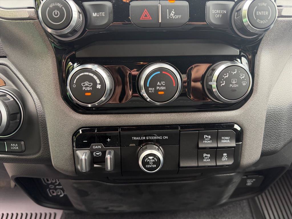 New 2026 RAM 1500 Classic Warlock AWD/4WD image 47
